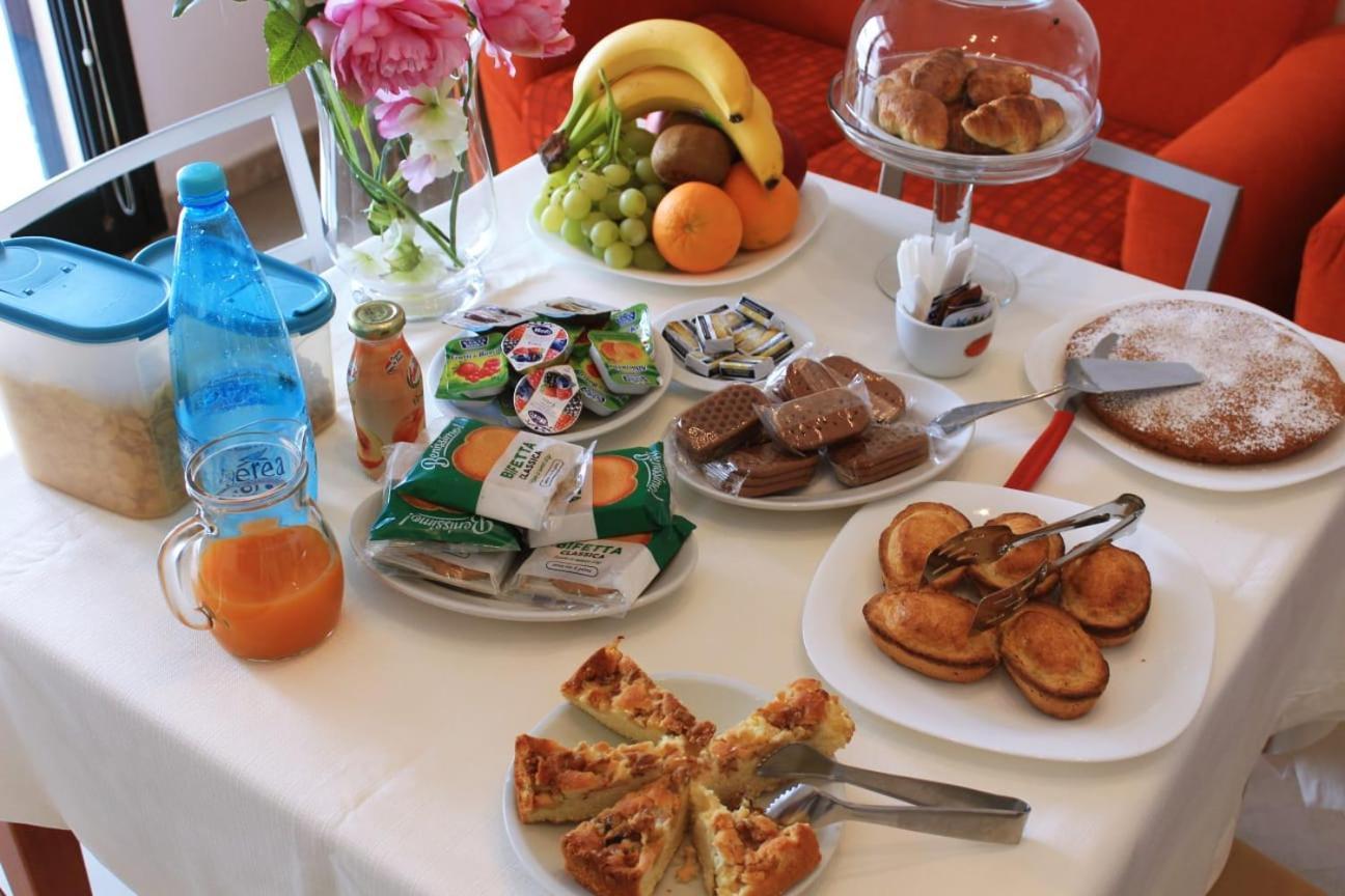 B&B Giovanna Gms Porto Cesareo Bagian luar foto